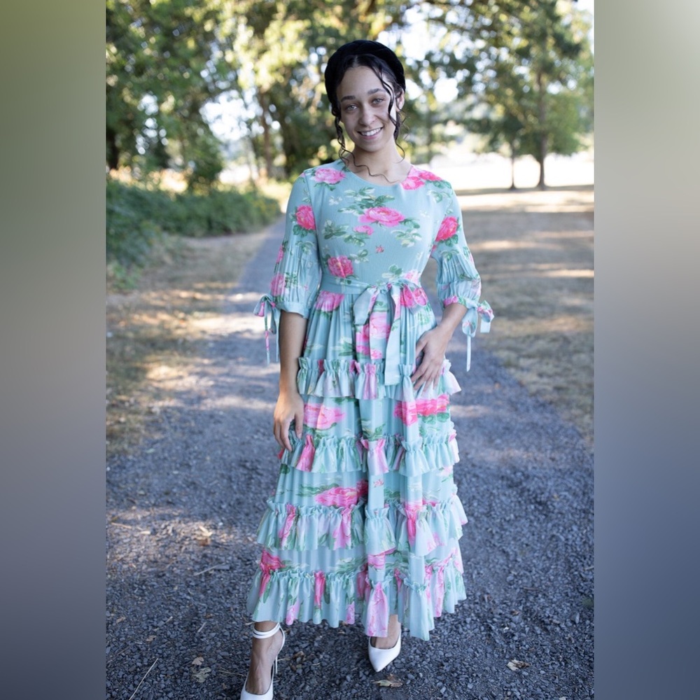 Floral Ruffle Maxi Dress - Picture 3 of 4
